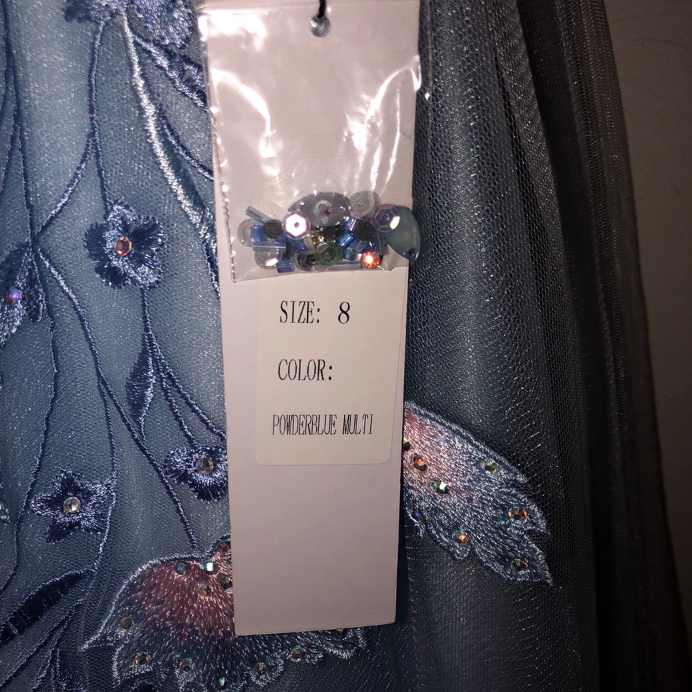 prom dress - Picture 5 of 5